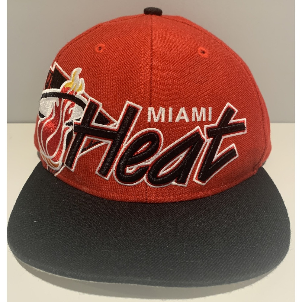 '47 Brand Miami Heat Snapback Cap One Size Hardwood Classics Red w‎ Black Bill
